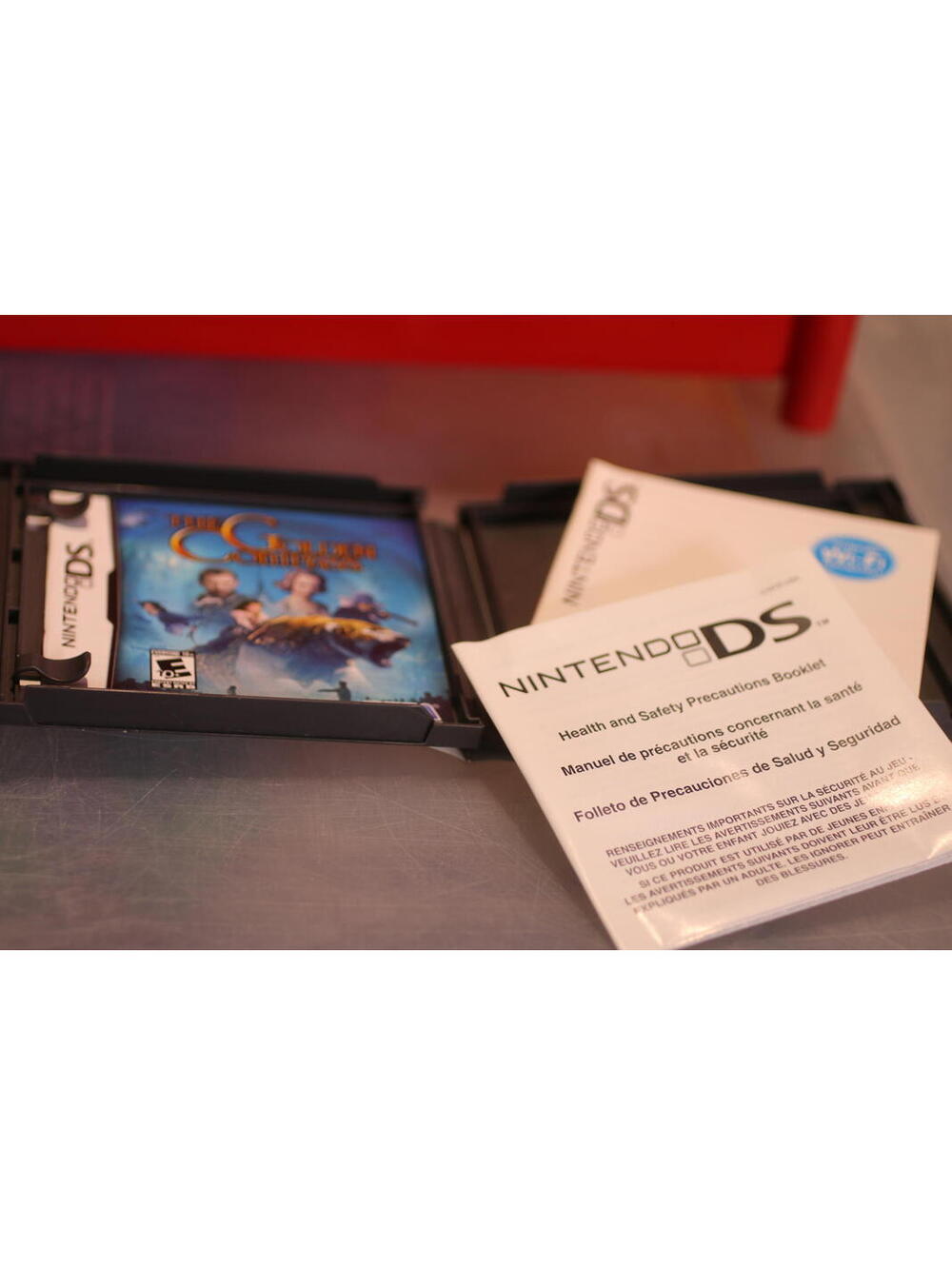 The Golden Compass Nintendo DS Video Game Complete in box W/ manual - Picture 6 of 6